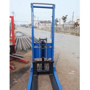 3吨手动液压堆高车