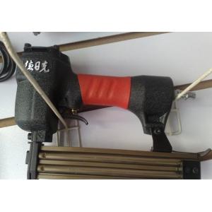 气动打钉枪