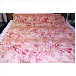 欢迎批发床上用品羽绒被 特价新款93%白鹅绒被 加厚型