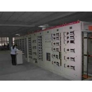 　　　　GCS低压抽出式开关柜　　