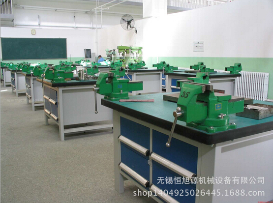 虎钳工作台 厂家直销 价格优惠