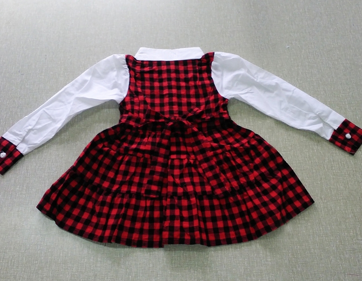 2014秋冬新品女童长袖格子连衣裙 