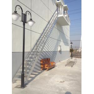 粮仓室外斜爬梯