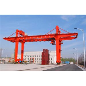 轨道式集装箱门式起重机