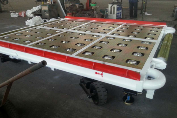 JC618升降平台定向衔接车