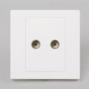 A6-122  双联电视插座