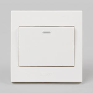 A6-002B单联双控大翘板开关