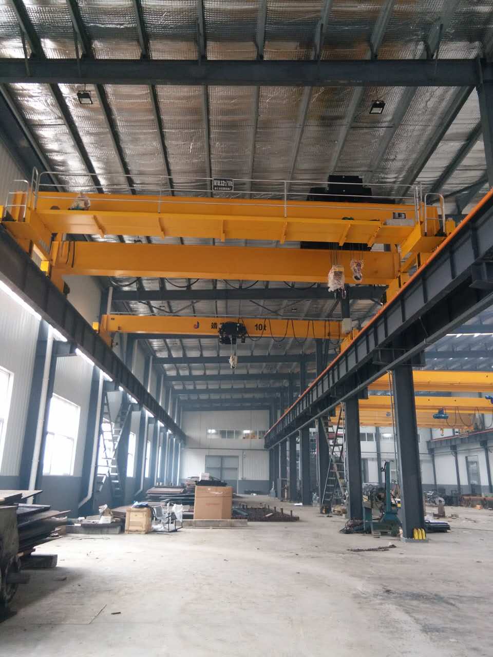 双梁桥式起重机械QD10T-22.5
