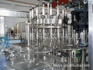 科磊 CGF系列 冲瓶 灌装 封盖三合一体机组