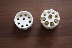 伊科萨 接线柱